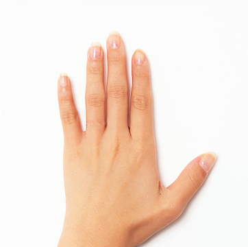 指 を 細く 長く する 方法