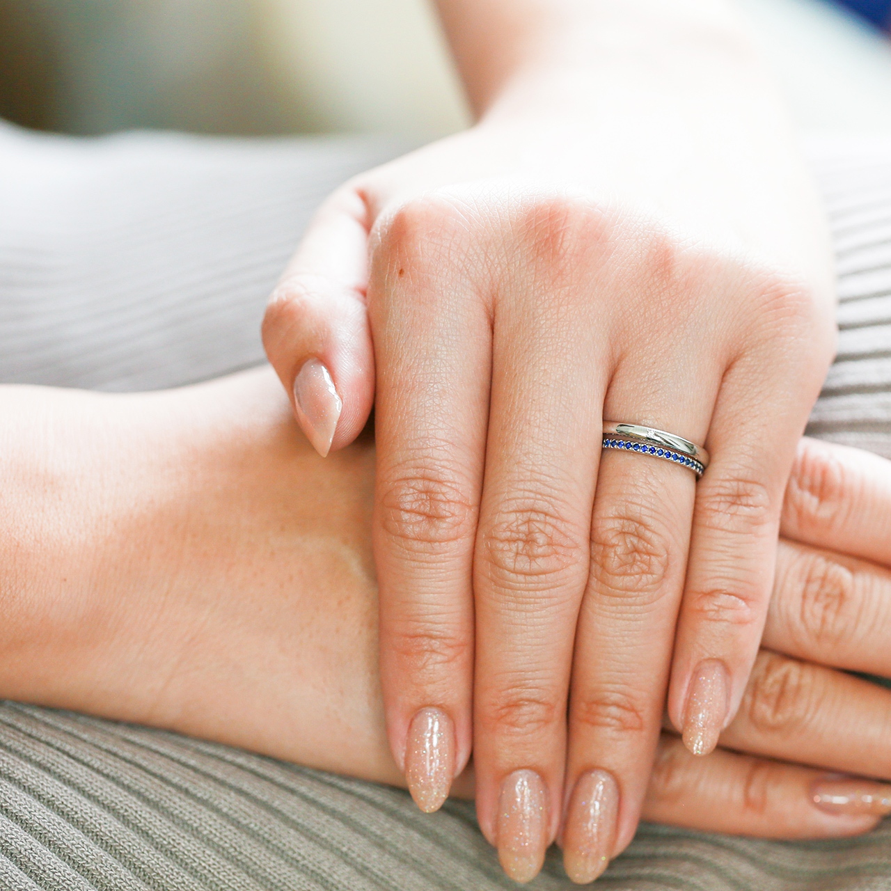 結婚指輪に重ねるエタニティリング